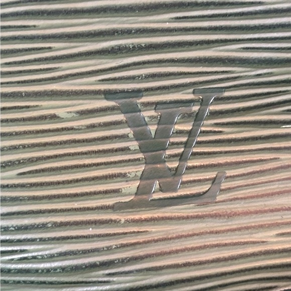 Louis Vuitton Alma PM – Vintage 1997 in Rare Borneo Green Epi Leather - Picture 2 of 14